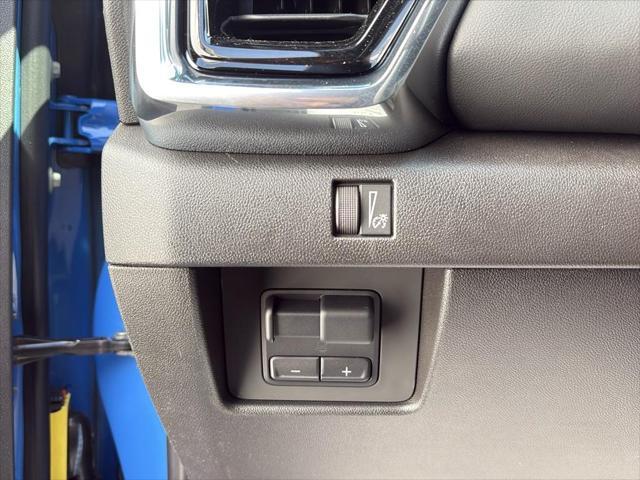 new 2025 GMC Canyon car, priced at $46,120