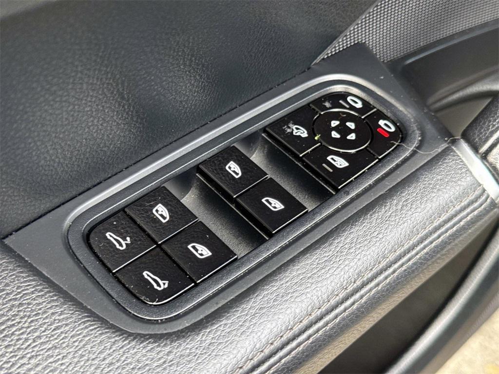 used 2019 Porsche Cayenne car, priced at $28,995