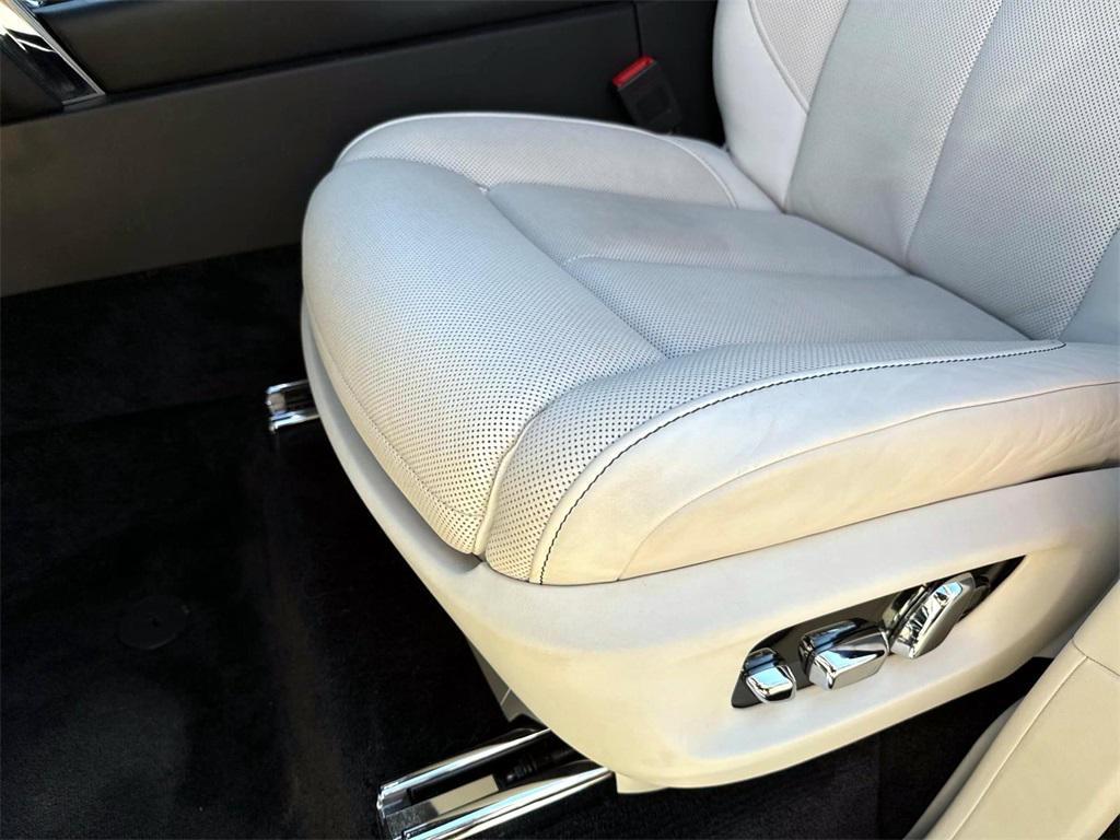 used 2021 Rolls-Royce Cullinan car, priced at $248,911