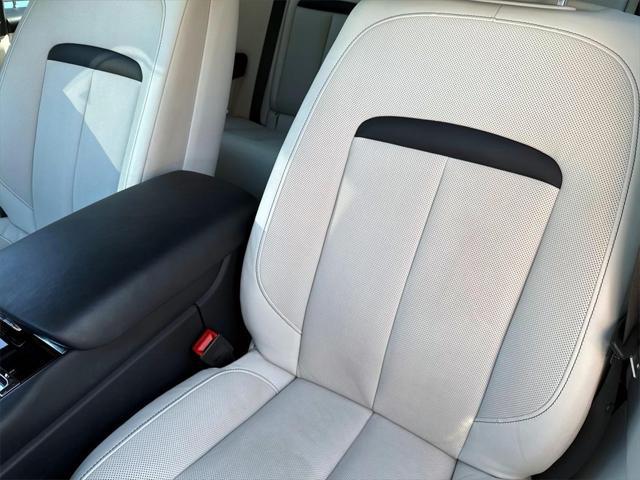 used 2021 Rolls-Royce Cullinan car, priced at $289,995