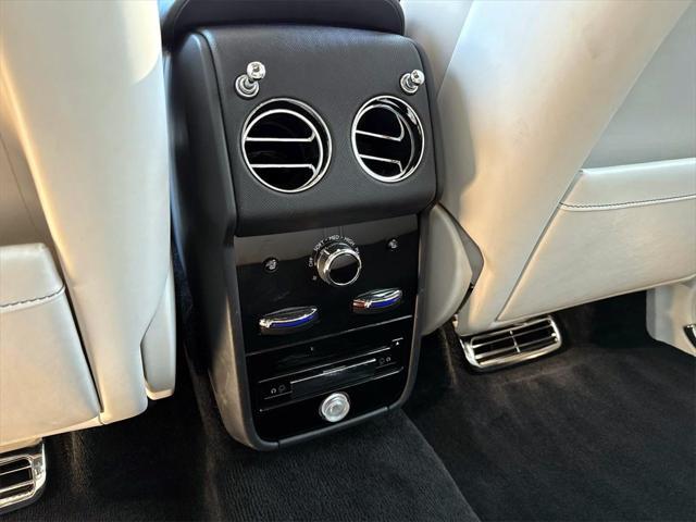 used 2021 Rolls-Royce Cullinan car, priced at $289,995