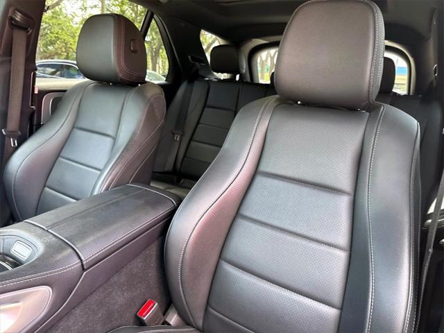 used 2020 Mercedes-Benz GLE 450 car, priced at $41,994
