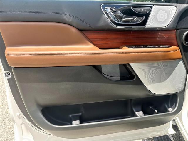 used 2024 Lincoln Navigator car, priced at $77,992