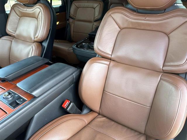 used 2024 Lincoln Navigator car, priced at $77,992