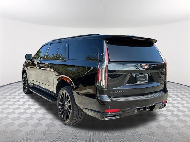 used 2022 Cadillac Escalade ESV car, priced at $69,992