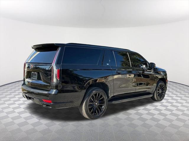 used 2022 Cadillac Escalade ESV car, priced at $69,992