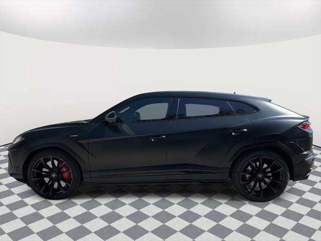 used 2023 Lamborghini Urus car, priced at $239,993