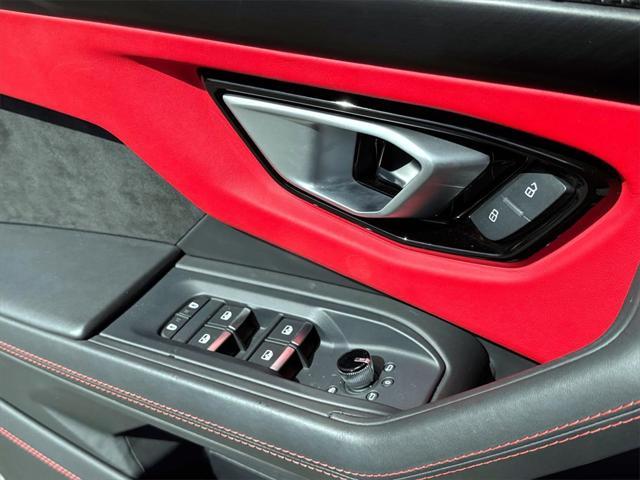 used 2023 Lamborghini Urus car, priced at $239,993