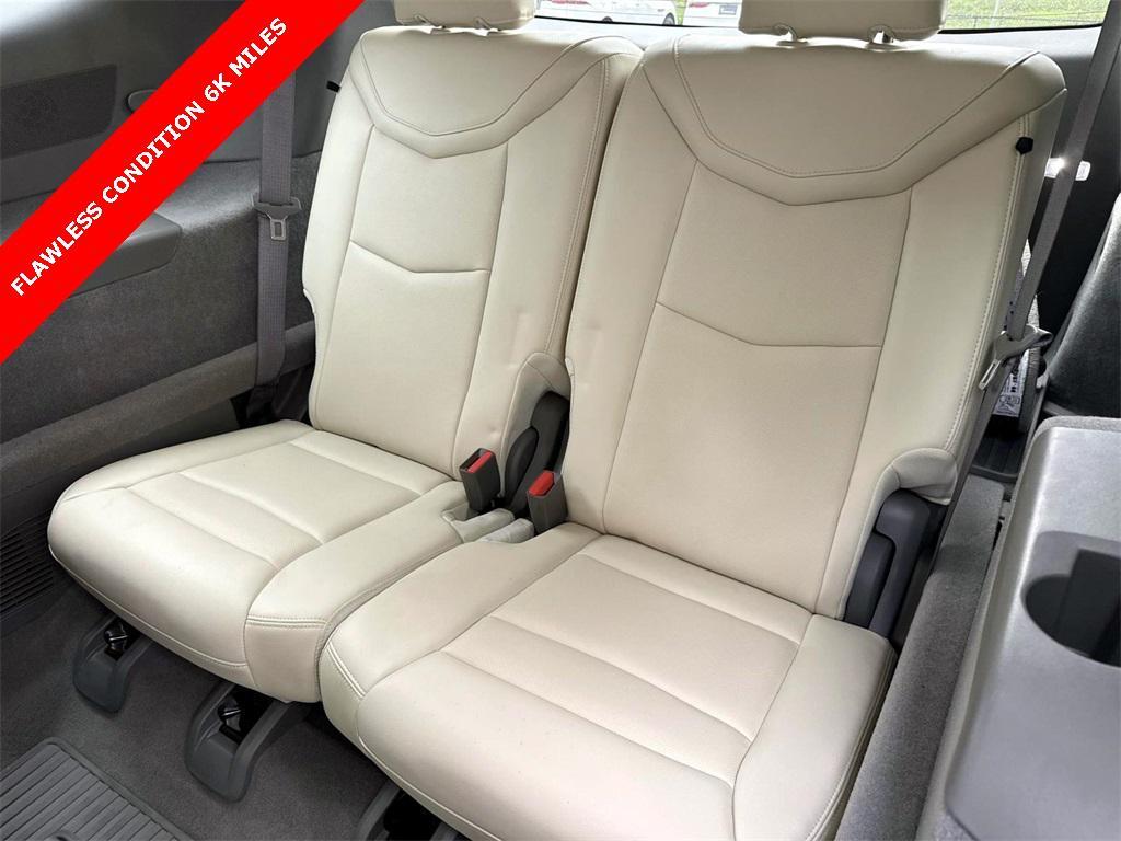 used 2024 Cadillac XT6 car, priced at $49,992