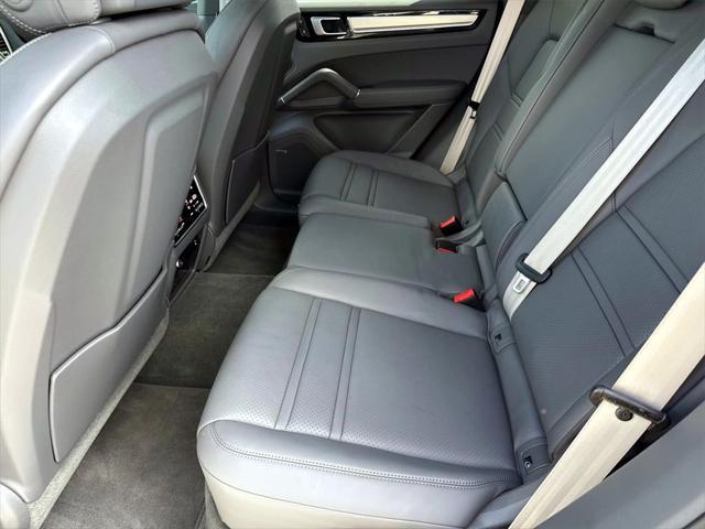 used 2023 Porsche Cayenne E-Hybrid car, priced at $79,991