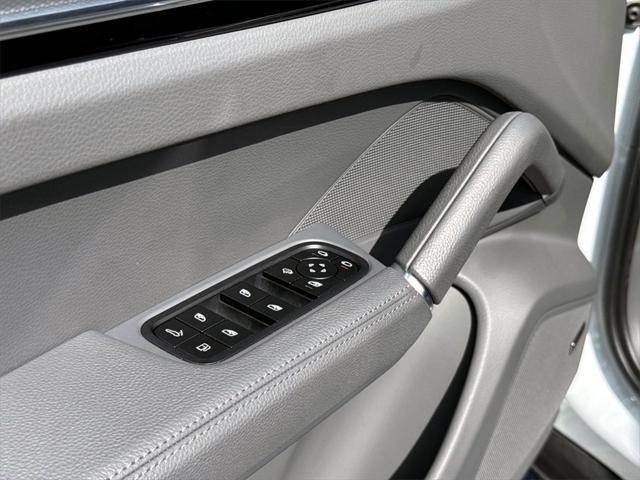 used 2023 Porsche Cayenne E-Hybrid car, priced at $79,991