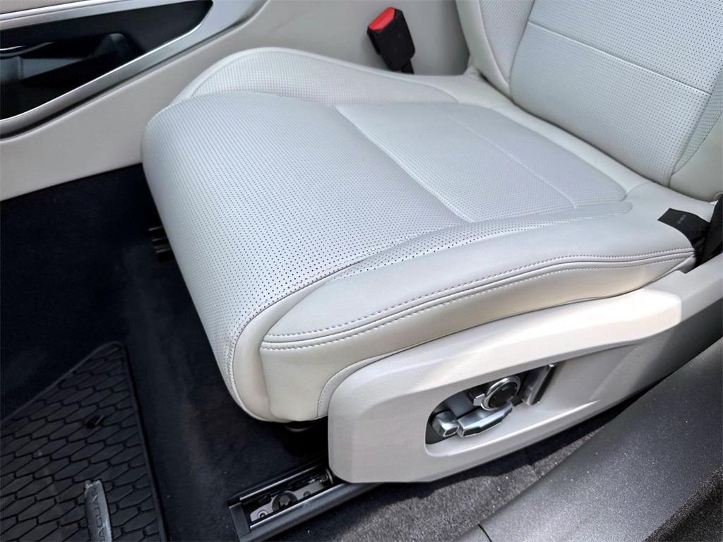 used 2025 Jaguar F-PACE car, priced at $51,911