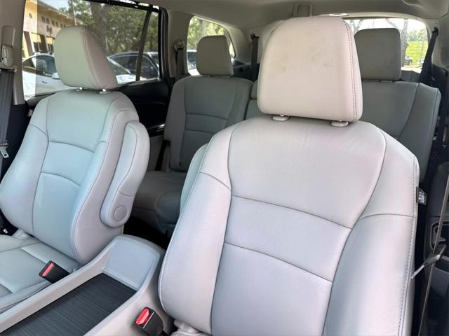 used 2021 Honda Pilot car, priced at $30,991