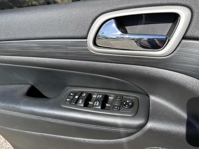 used 2021 Jeep Grand Cherokee car, priced at $25,536