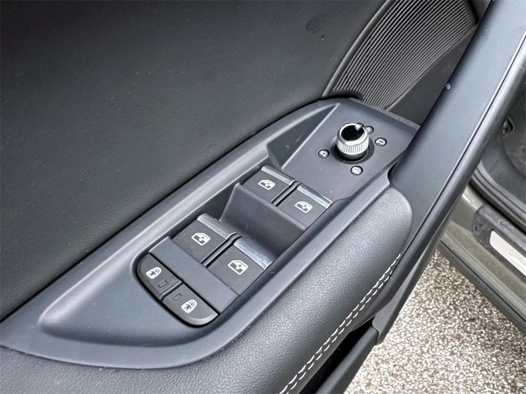 used 2024 Audi Q5 car, priced at $45,911