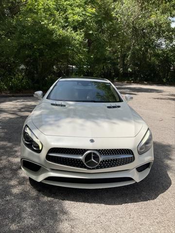 used 2020 Mercedes-Benz SL 550 car, priced at $69,991
