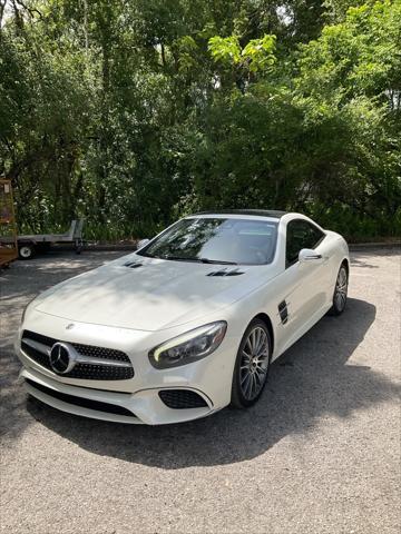 used 2020 Mercedes-Benz SL 550 car, priced at $69,991
