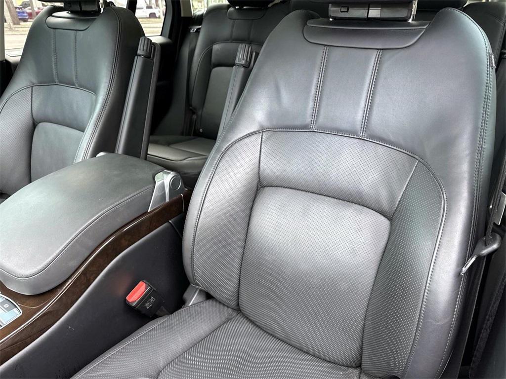 used 2021 Land Rover Range Rover car, priced at $49,991