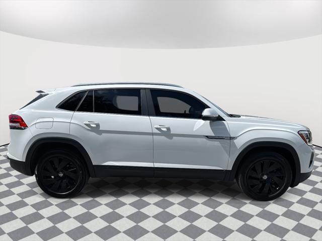 used 2024 Volkswagen Atlas Cross Sport car, priced at $34,990