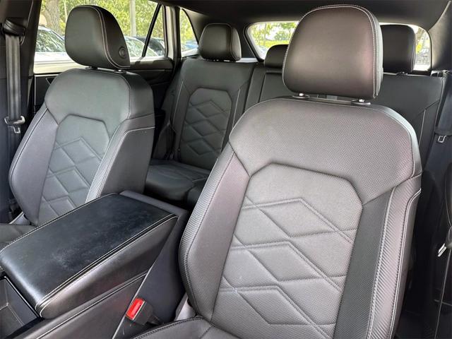 used 2024 Volkswagen Atlas Cross Sport car, priced at $34,990