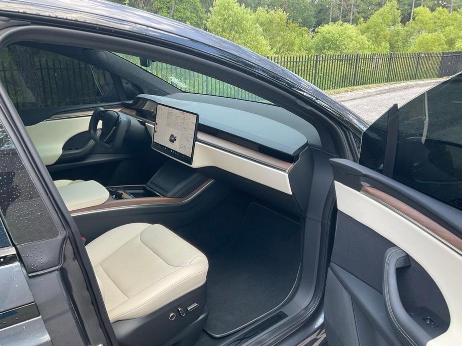 used 2022 Tesla Model X car, priced at $74,992