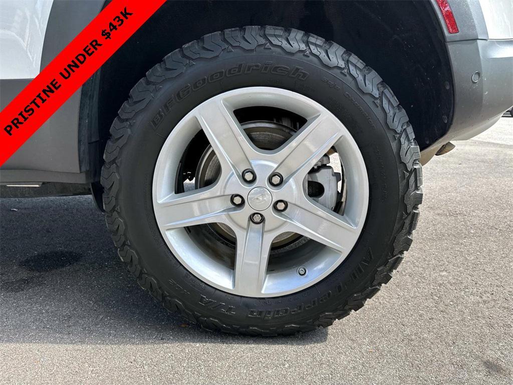 used 2020 Land Rover Defender car, priced at $39,410