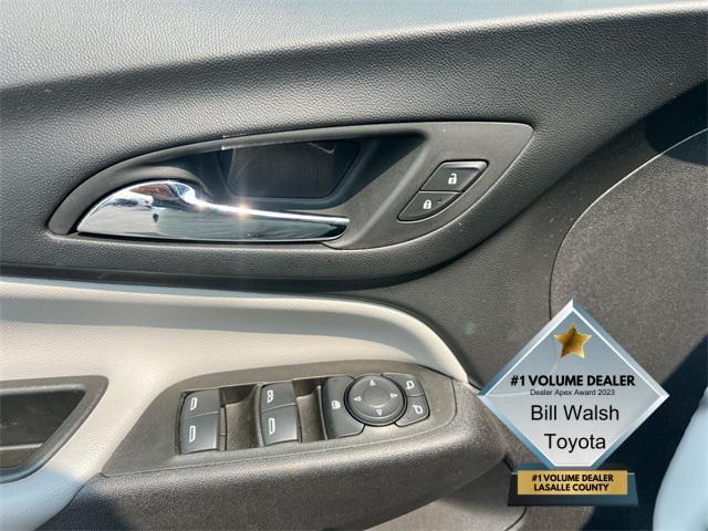 used 2023 Chevrolet Equinox car, priced at $22,497