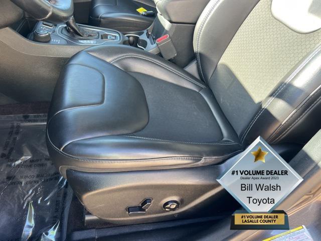 used 2019 Jeep Cherokee car, priced at $11,497