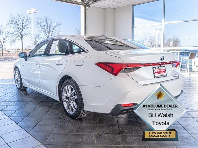 used 2021 Toyota Avalon Hybrid car, priced at $28,900