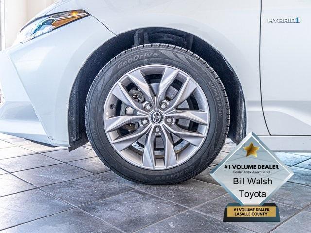 used 2021 Toyota Avalon Hybrid car, priced at $28,900