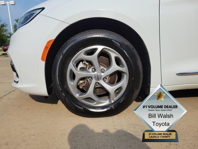 used 2023 Chrysler Pacifica car, priced at $29,900