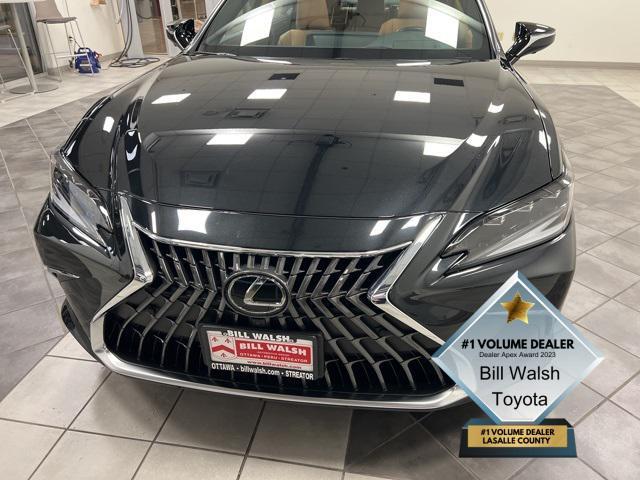 used 2022 Lexus ES 350 car, priced at $42,997