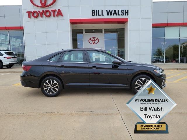used 2025 Volkswagen Jetta car, priced at $23,997