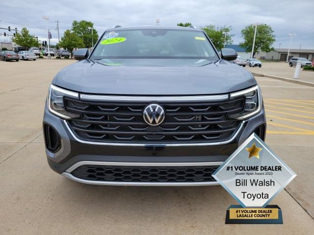 used 2024 Volkswagen Atlas Cross Sport car, priced at $34,500
