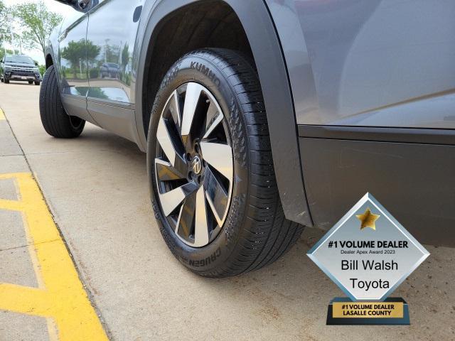 used 2024 Volkswagen Atlas Cross Sport car, priced at $34,500