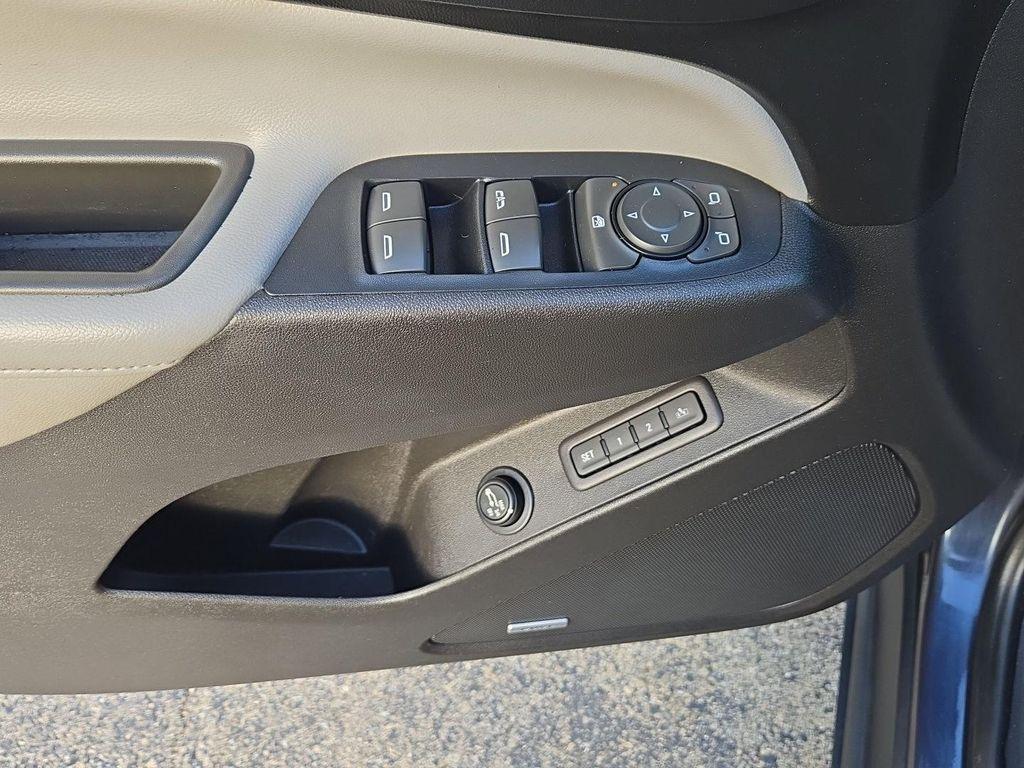 used 2018 Chevrolet Equinox car, priced at $10,489