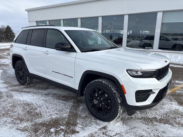 new 2025 Jeep Grand Cherokee car, priced at $40,935