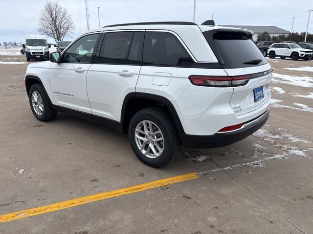 new 2025 Jeep Grand Cherokee car, priced at $43,375