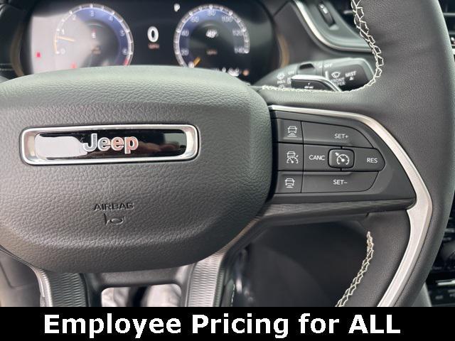 new 2025 Jeep Grand Cherokee car, priced at $35,375