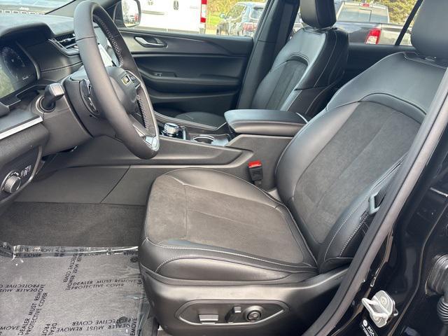 new 2025 Jeep Grand Cherokee L car, priced at $48,730