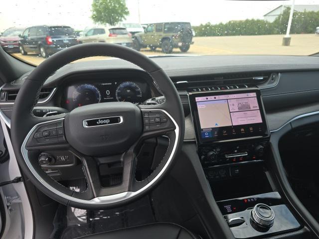 new 2025 Jeep Grand Cherokee car, priced at $52,040