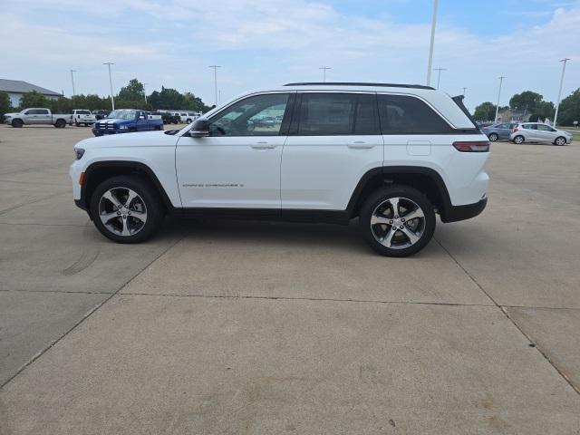 new 2025 Jeep Grand Cherokee car, priced at $52,040