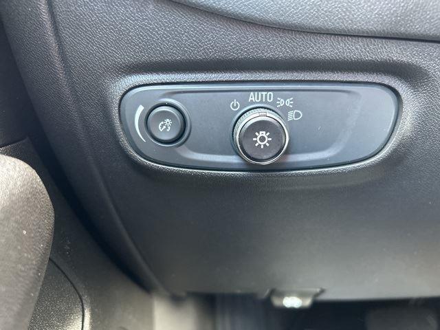 used 2024 Chevrolet Equinox car, priced at $21,899