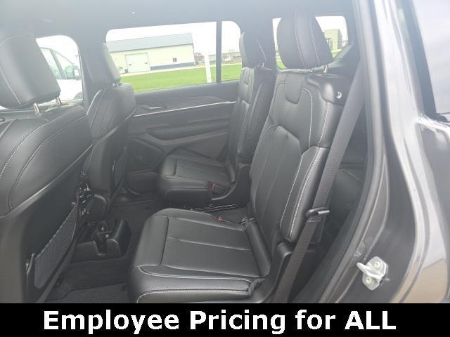 new 2025 Jeep Grand Cherokee L car, priced at $48,555