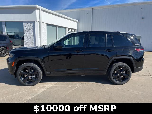 new 2024 Jeep Grand Cherokee car, priced at $37,675