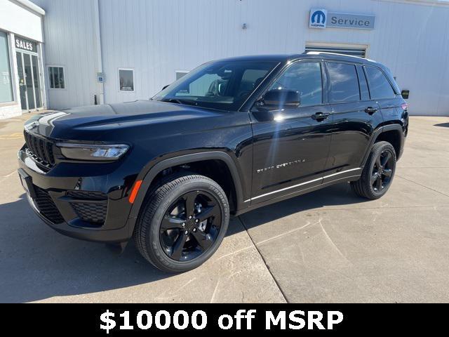 new 2024 Jeep Grand Cherokee car, priced at $37,675