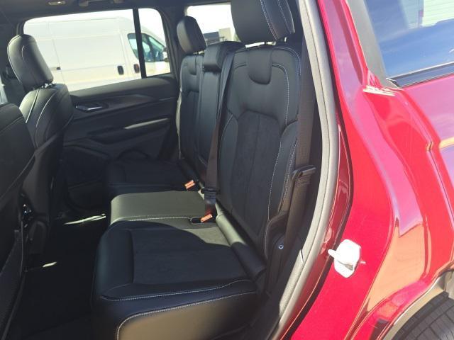 new 2025 Jeep Grand Cherokee car, priced at $45,475
