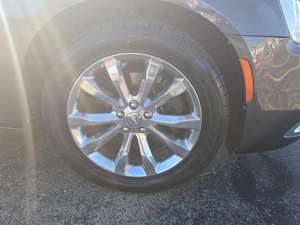 used 2018 Chrysler 300 car, priced at $18,890