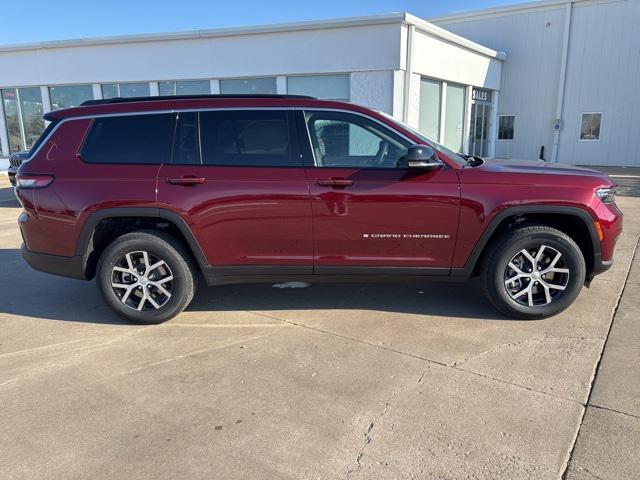 new 2025 Jeep Grand Cherokee L car, priced at $49,295