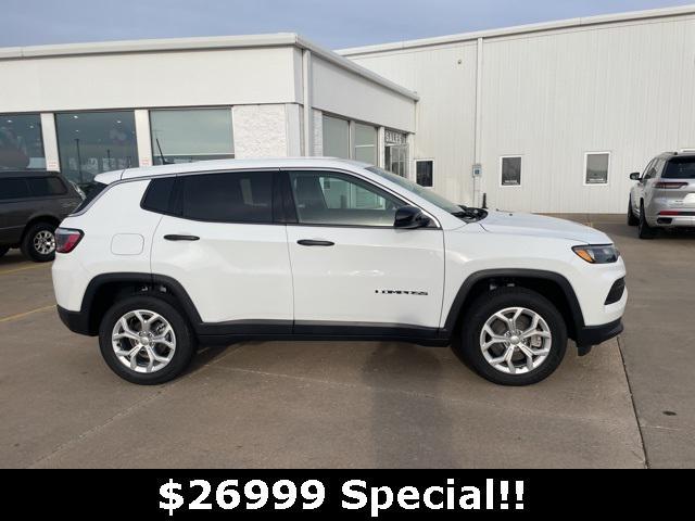 new 2024 Jeep Compass car, priced at $26,999